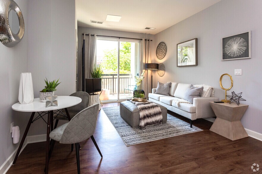 More Photos Of 1 Village Grn, Patchogue Apartments For Lease