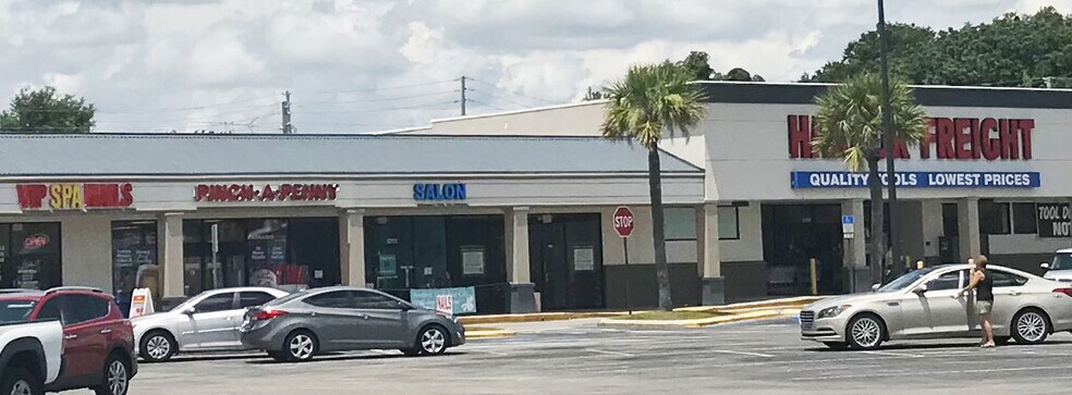 More Photos Of 2219-2259 Citrus Blvd, Leesburg Unknown For Lease
