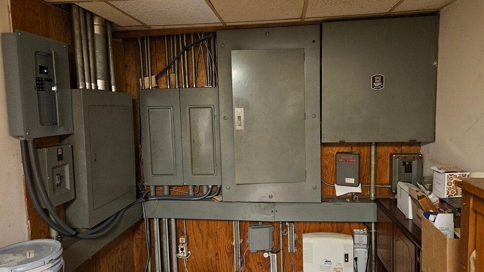 More Photos Of 227 Main St, Huntington Lodge Meeting Hall For Sale