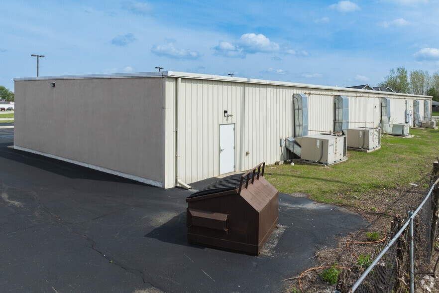 More Photos Of 500-510 Commerce Park Blvd, Northwood Freestanding For Sale