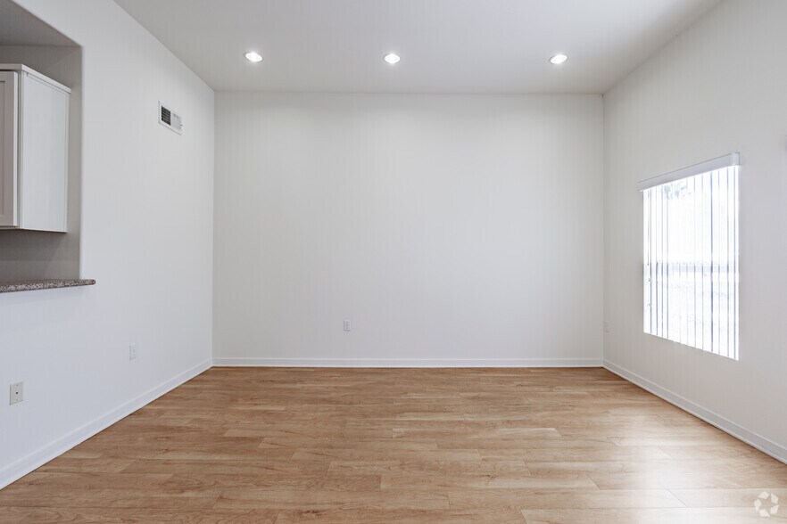 More Photos Of 401 S Grand View St, Los Angeles Apartments For Sale