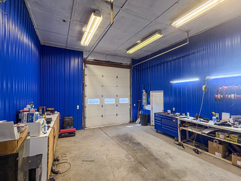 More Photos Of 3867 Seneca Tpke, Canastota Warehouse For Sale