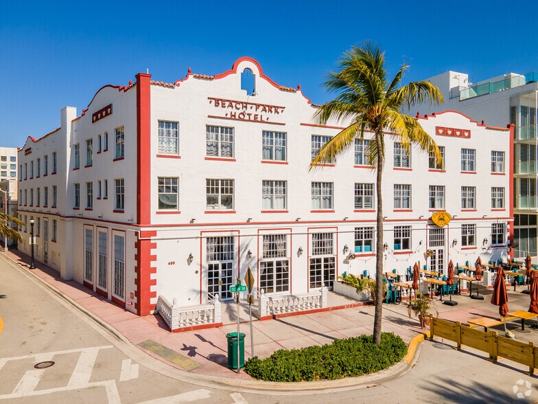 Primary Photo Of 600 Ocean Dr, Miami Beach Hotel For Sale