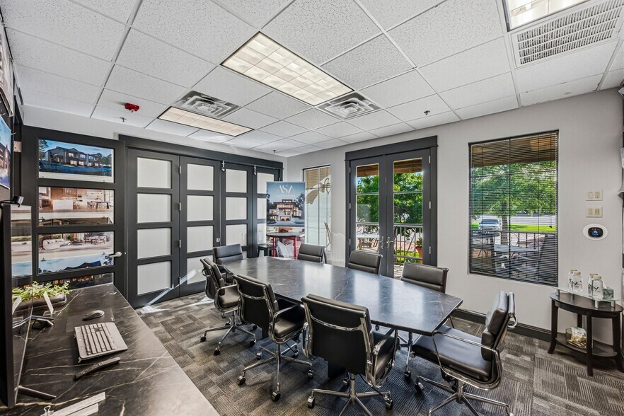 More Photos Of 7000 Bee Caves Rd, Austin Medical For Sale