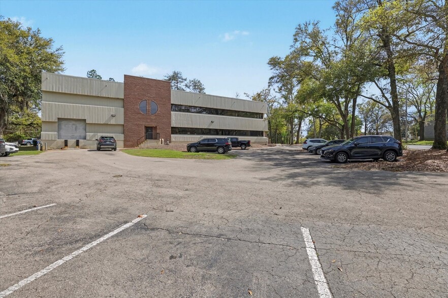 More Photos Of 3660 Hartsfield Rd, Tallahassee Office For Sale