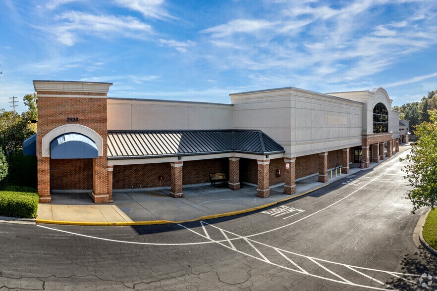 More Photos Of 2910-2918 Mount Holly Huntersville Rd, Charlotte Unknown For Lease