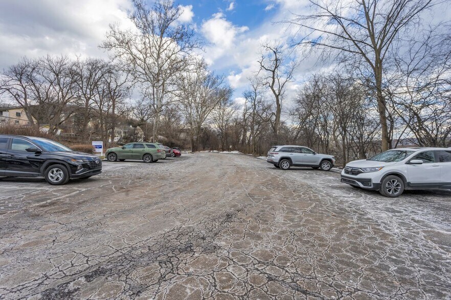 More Photos Of 1106 Ohio River Blvd, Sewickley Office For Sale