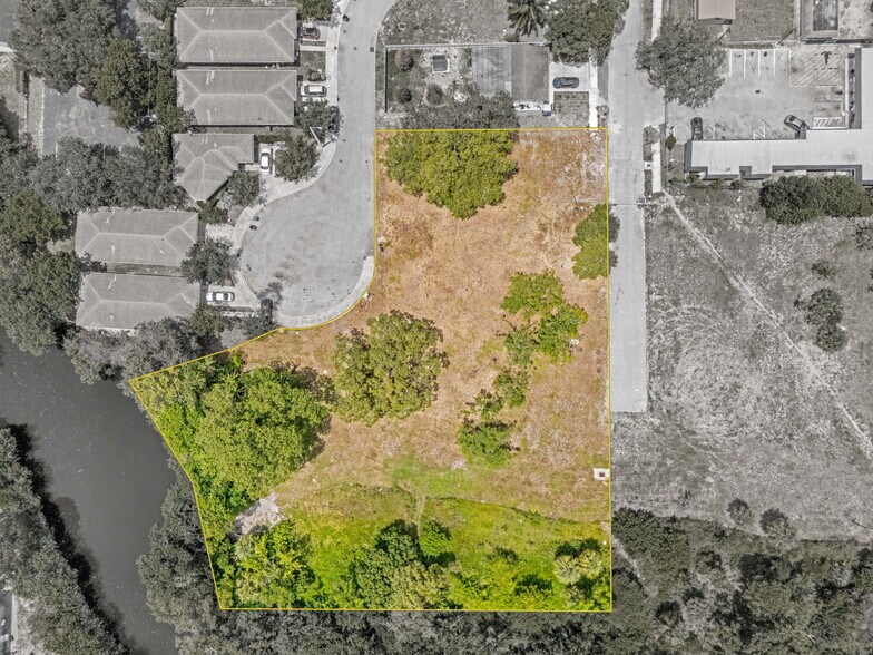 More Photos Of 700 Harris Ter, Fort Lauderdale Land For Sale
