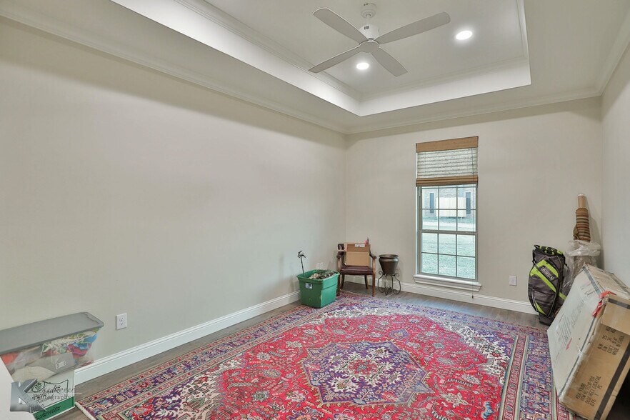 More Photos Of 2150 Industrial Blvd, Abilene Office For Sale