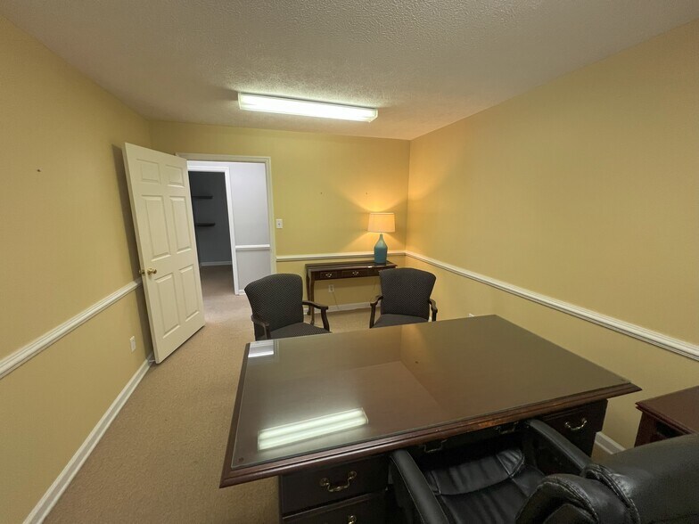 More Photos Of 556 Silver Bluff Rd, Aiken Office Residential For Sale