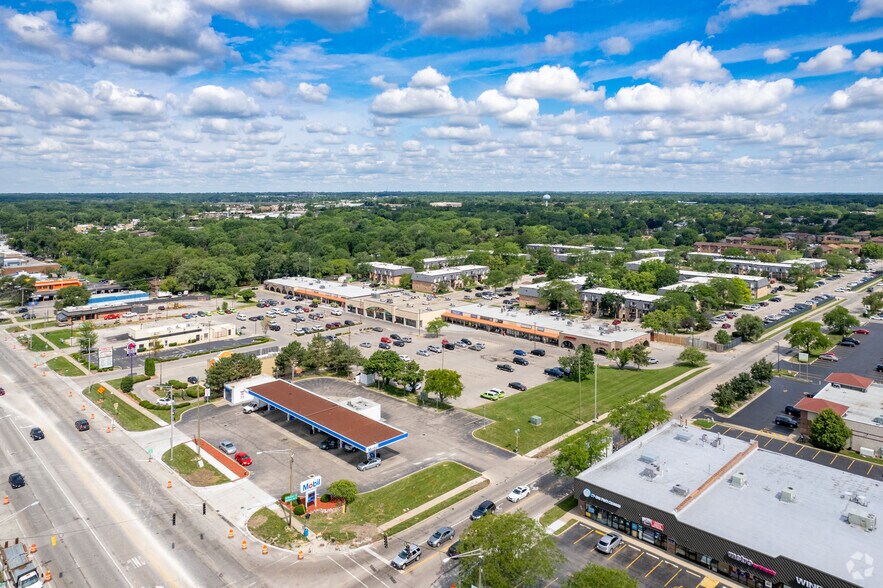 Primary Photo Of 1160-1204 E Dundee Rd, Palatine General Retail For Lease