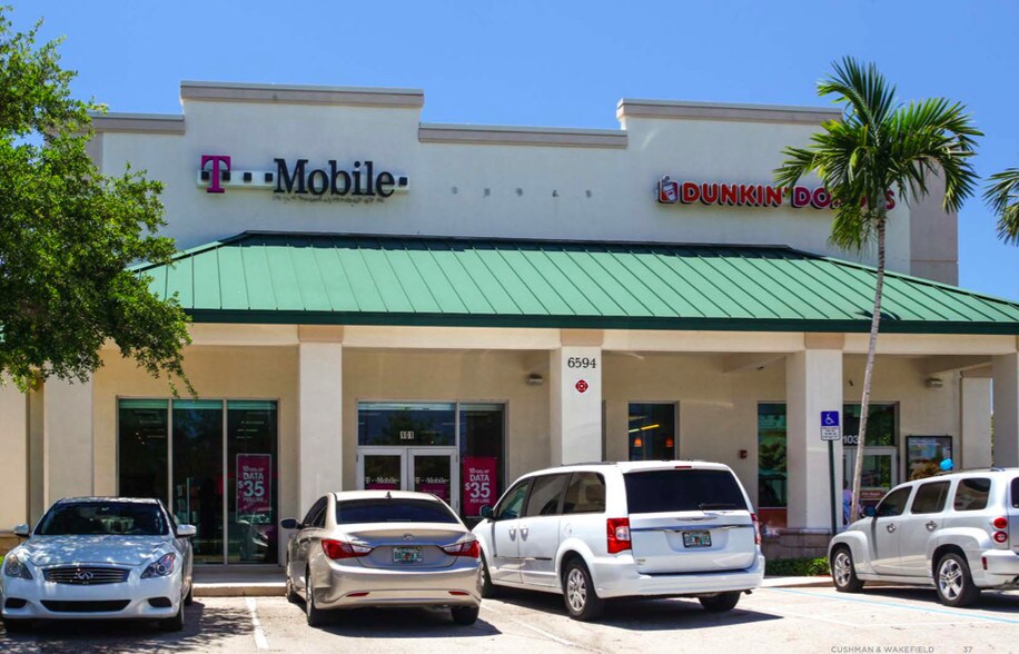 More Photos Of 6558 Lantana Rd, Lake Worth Drugstore For Sale