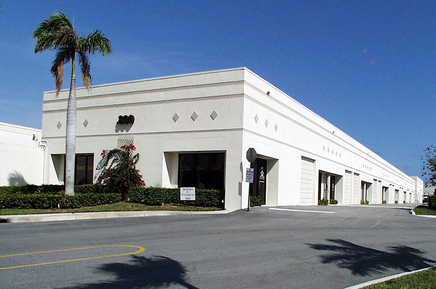 More Photos Of 3500 NW Boca Raton Blvd, Boca Raton Flex For Lease