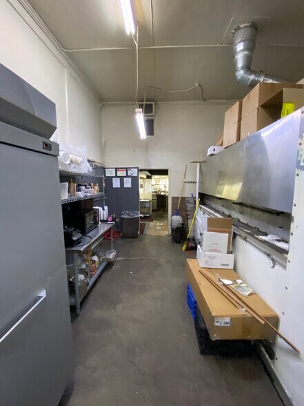 More Photos Of 1630 W Sunset Blvd, Los Angeles Unknown For Lease