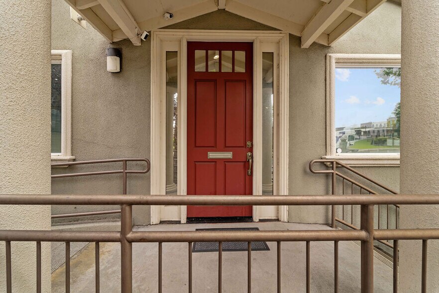 More Photos Of 250 Meridian Ave, San Jose Office Residential For Sale