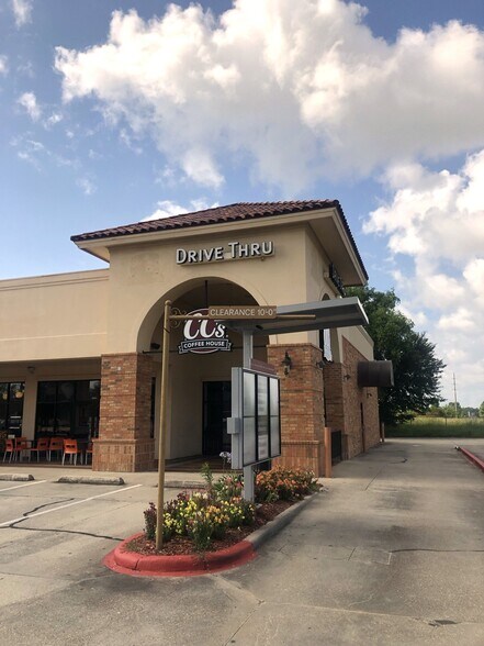 More Photos Of 3930 Burbank Dr, Baton Rouge Fast Food For Lease