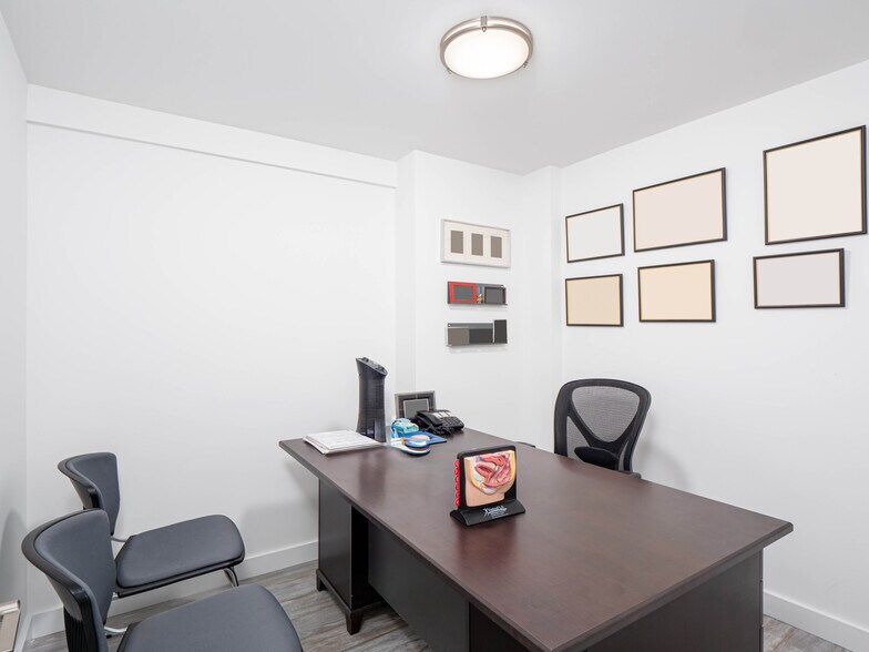 More Photos Of 333 E 34th St, New York Apartments For Sale