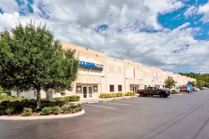 Primary Photo Of 14231 W Jetport Loop, Fort Myers Showroom For Lease