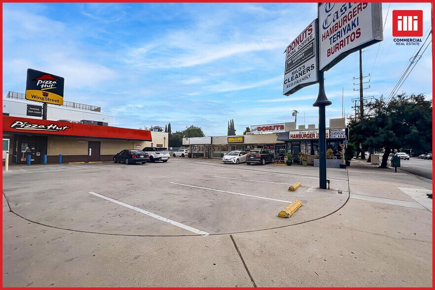 More Photos Of 4400-4406 Vineland Ave, North Hollywood Storefront Retail Office For Lease