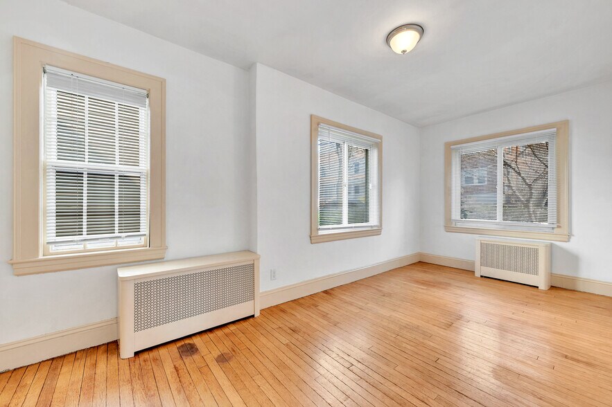More Photos Of 126 Westbourne Ter, Brookline Multifamily For Sale