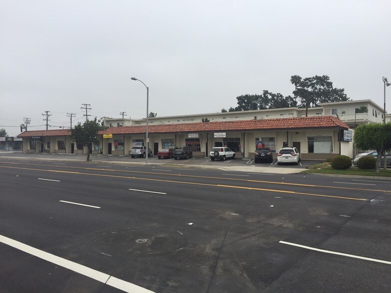 More Photos Of 23900-23922 Crenshaw Blvd, Torrance Storefront Retail Office For Lease