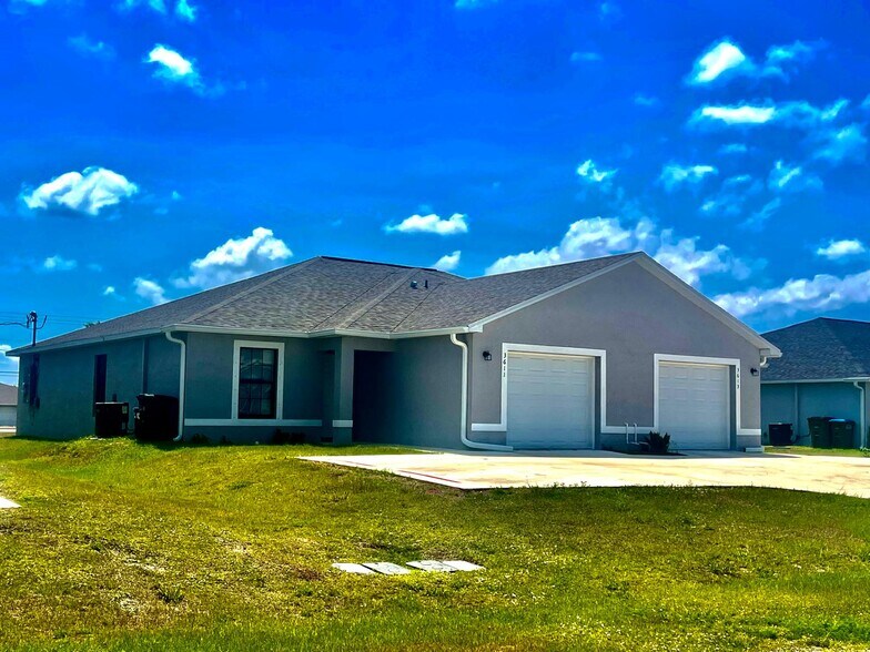 More Photos Of 3603-3605 SW 8th Pl, Cape Coral Apartments For Sale