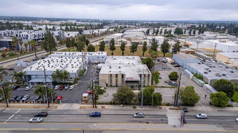 More Photos Of 9036 Winnetka Ave, Northridge Loft Creative Space For Lease