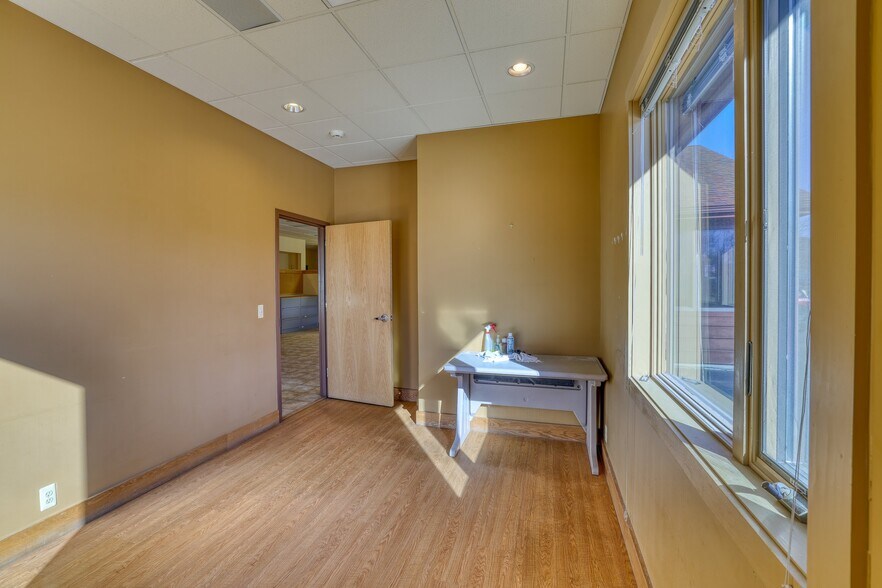 More Photos Of 14 Harris Bushville Rd, Monticello Medical For Sale