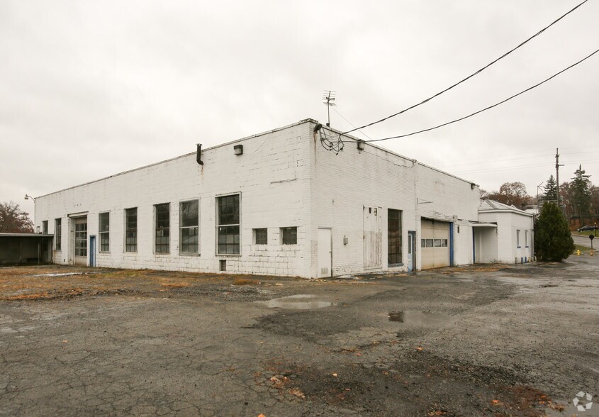 More Photos Of 12 W Main St, Sharpsville Auto Dealership For Sale