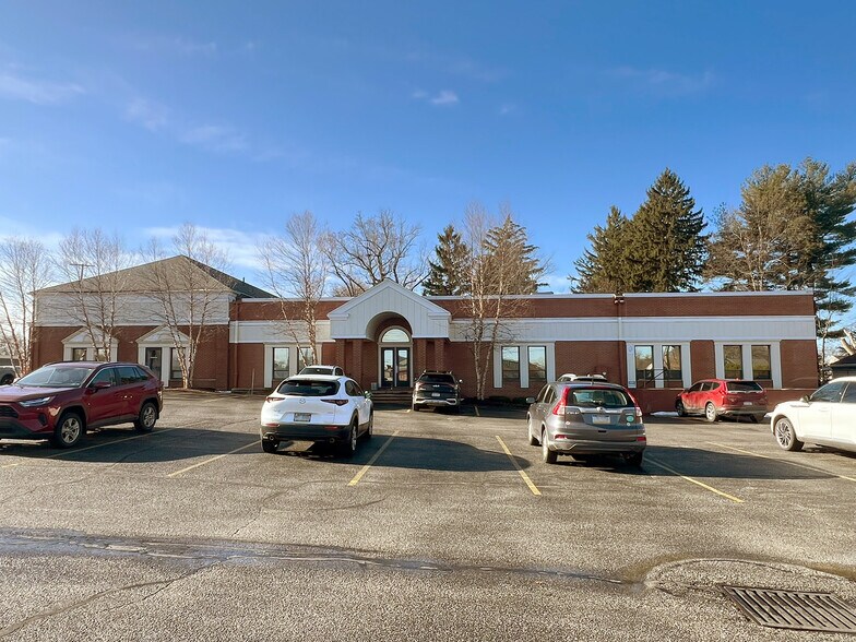 More Photos Of 3800 W 12th St, Erie Medical For Lease