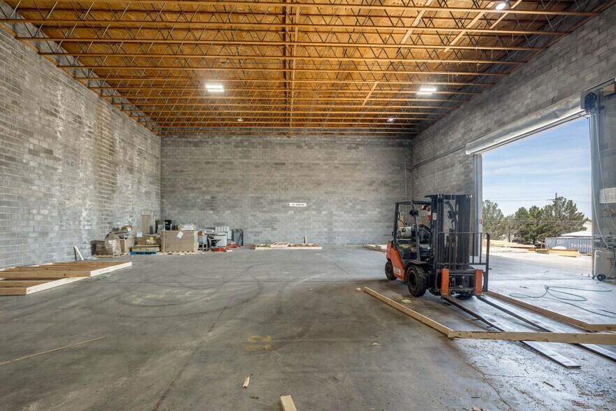 More Photos Of 4800 Sonoma Ranch Blvd, Las Cruces Warehouse For Sale
