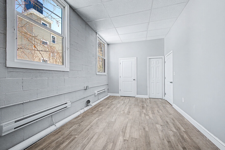 More Photos Of 204 Providence St, Hyde Park Industrial For Lease