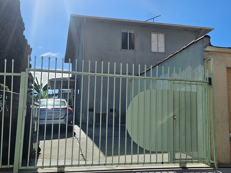 More Photos Of 221 S Bonnie Brae St, Los Angeles Apartments For Sale