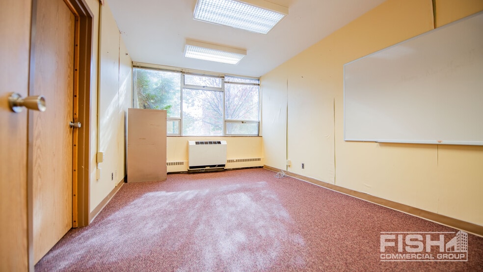 More Photos Of 24 Cree Dr, Lock Haven Hospital For Lease