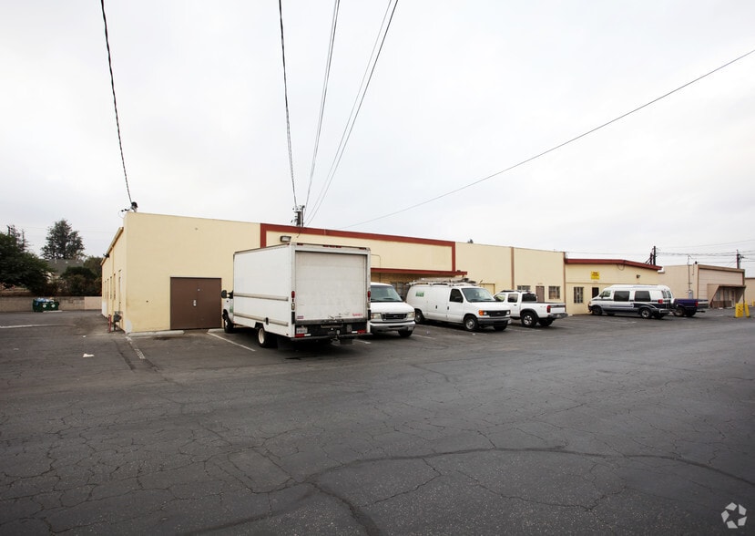 Primary Photo Of 11640-11652 McBean Dr, El Monte Manufacturing For Lease