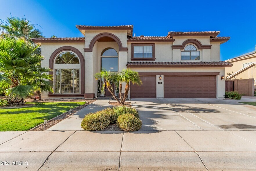 More Photos Of 1330 E Lynx Way, Chandler Specialty For Sale