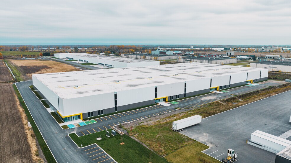 More Photos Of 60 Rue Marie-Curie, Salaberry-de-valleyfield Unknown For Lease