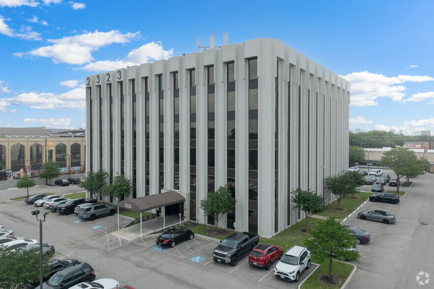 Primary Photo Of 2323 S Voss Rd, Houston Office For Lease