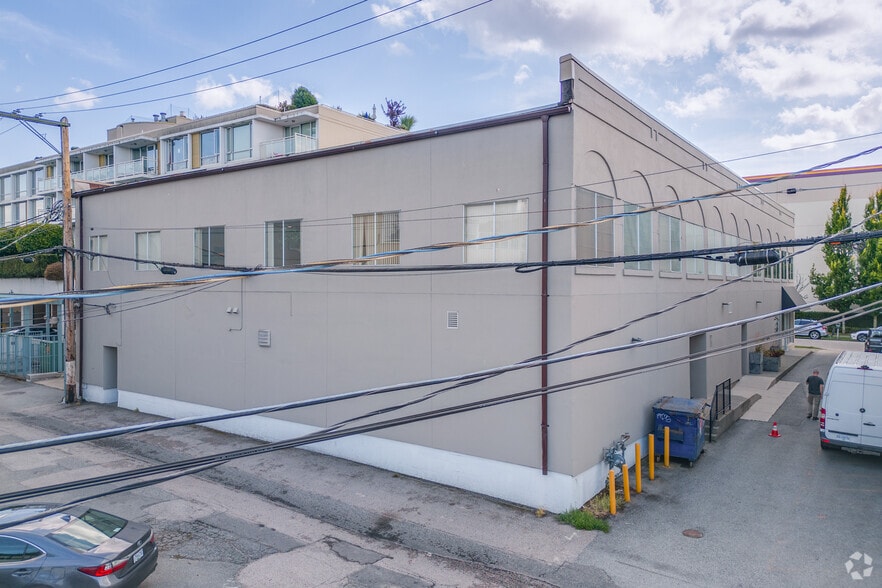 More Photos Of 1669 W 3rd Ave, Vancouver Office For Lease