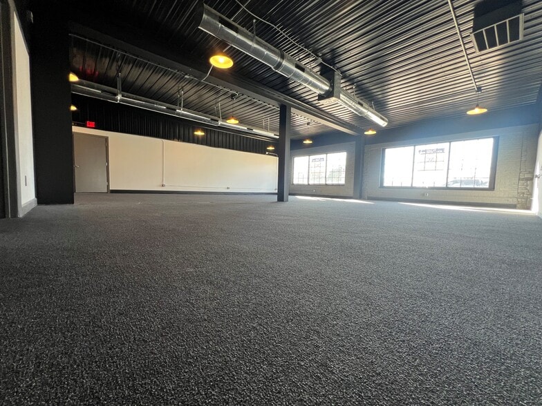 More Photos Of 110 E A St, Newton Freestanding For Sale