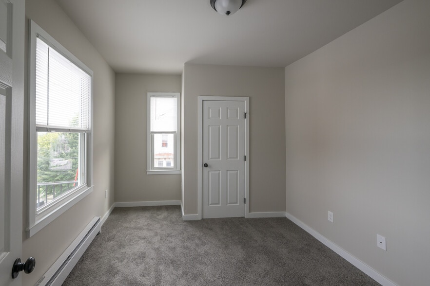 More Photos Of 1101 Lehigh St, Easton Apartments For Sale