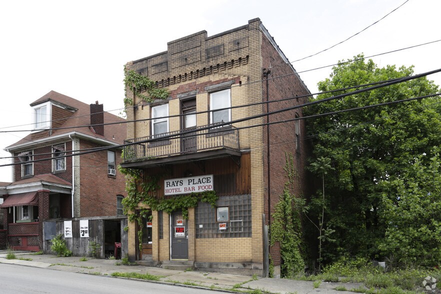 More Photos Of 864 Meldon Ave, Donora Storefront Retail Residential For Sale