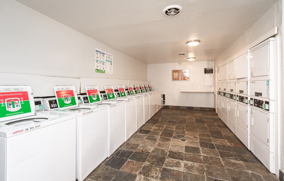 More Photos Of 3536 Watt Ave, Sacramento Apartments For Sale