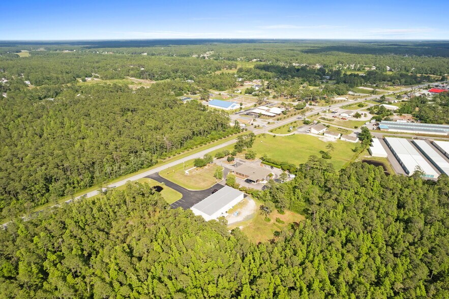 More Photos Of 3000 George II Hwy, Southport General Retail For Sale