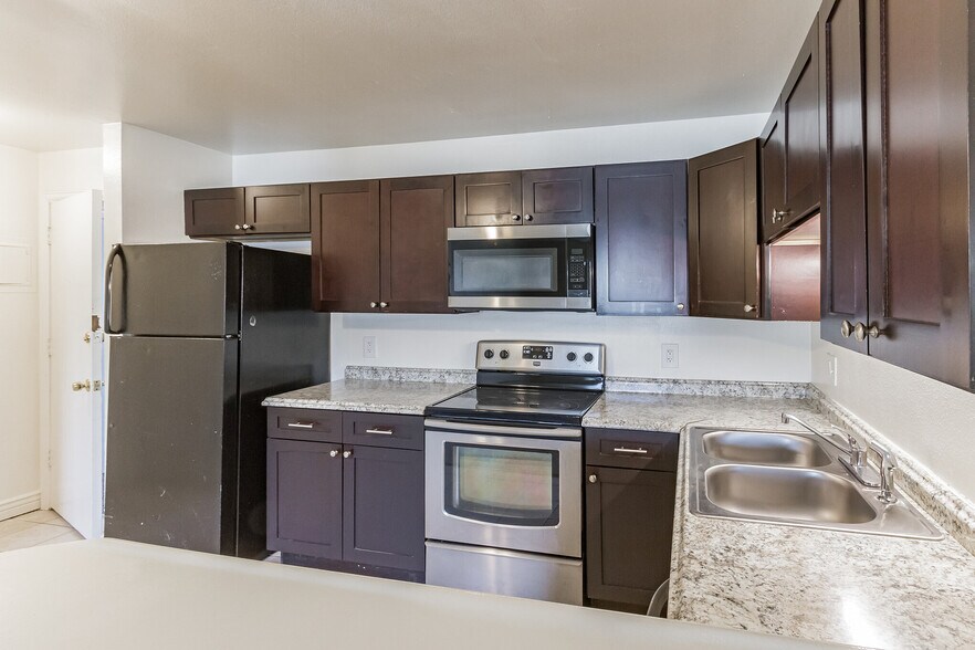 More Photos Of 6087 Wadsworth Blvd, Arvada Apartments For Sale