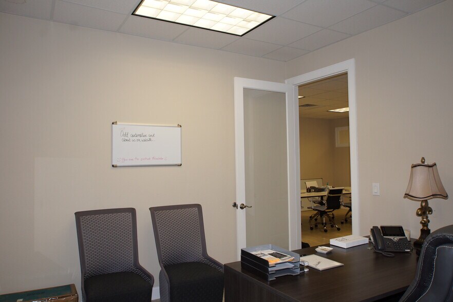 More Photos Of 2219 Sawdust Rd, The Woodlands Loft Creative Space For Lease