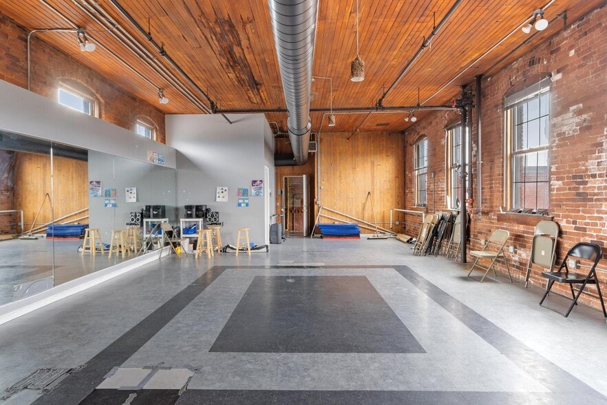 More Photos Of 65 Water St, Worcester Loft Creative Space For Sale