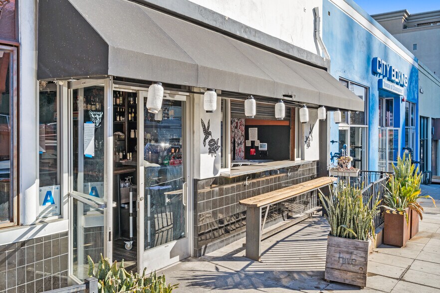 More Photos Of 1065 14th St, San Diego Storefront For Sale