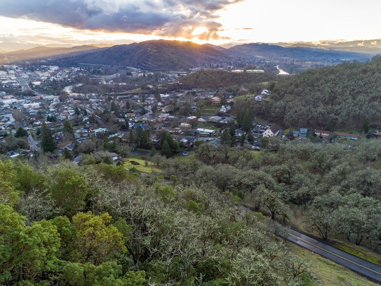 More Photos Of NE Beulah Dr, Roseburg Land For Sale