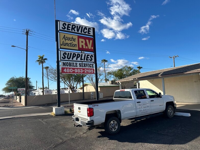 More Photos Of 1880 W Apache Trl, Apache Junction Warehouse For Sale